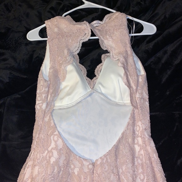 Dress - Picture 3 of 3